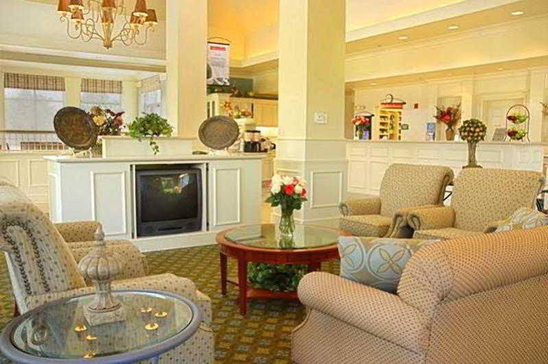 Hilton Garden Hotel 3*